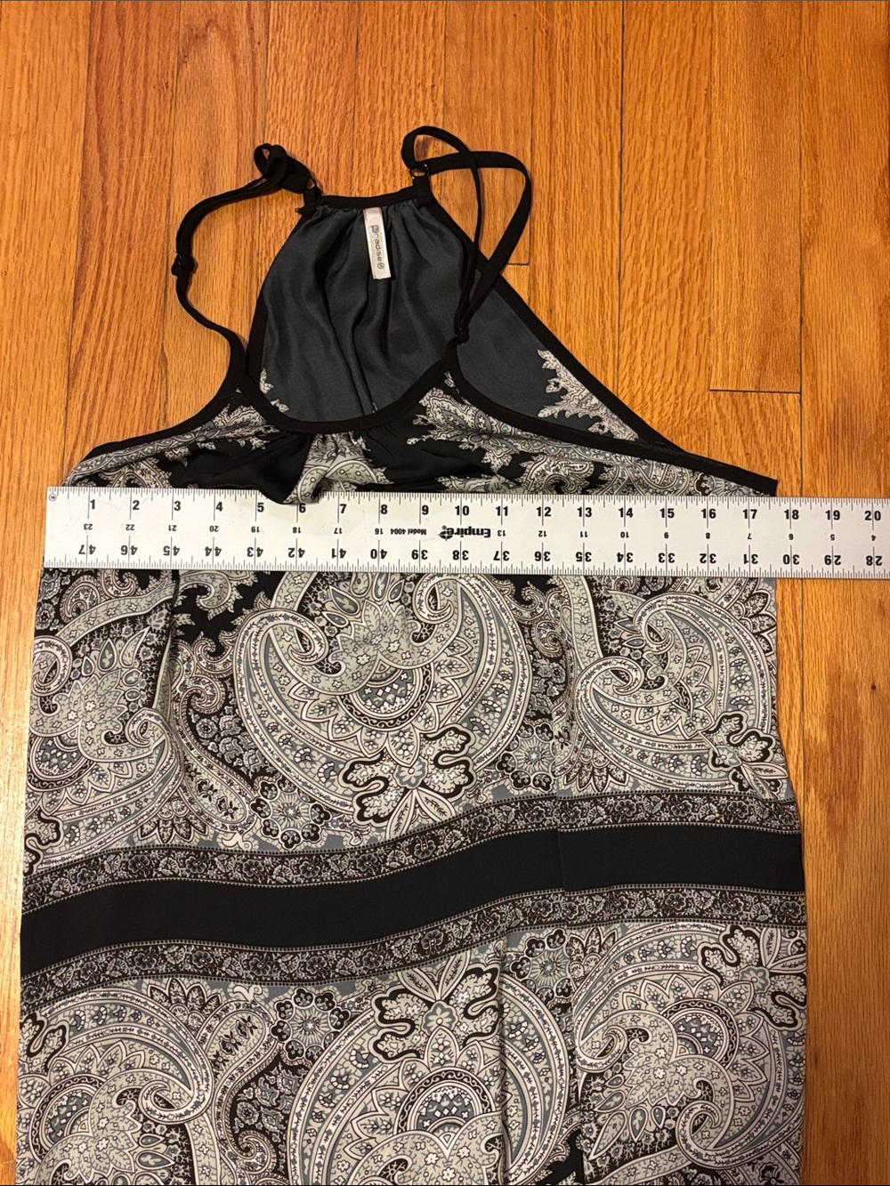 Paradise Black Gray White Paisley Halter Printed Maxi Dress Size S NWOT - Picture 7 of 9